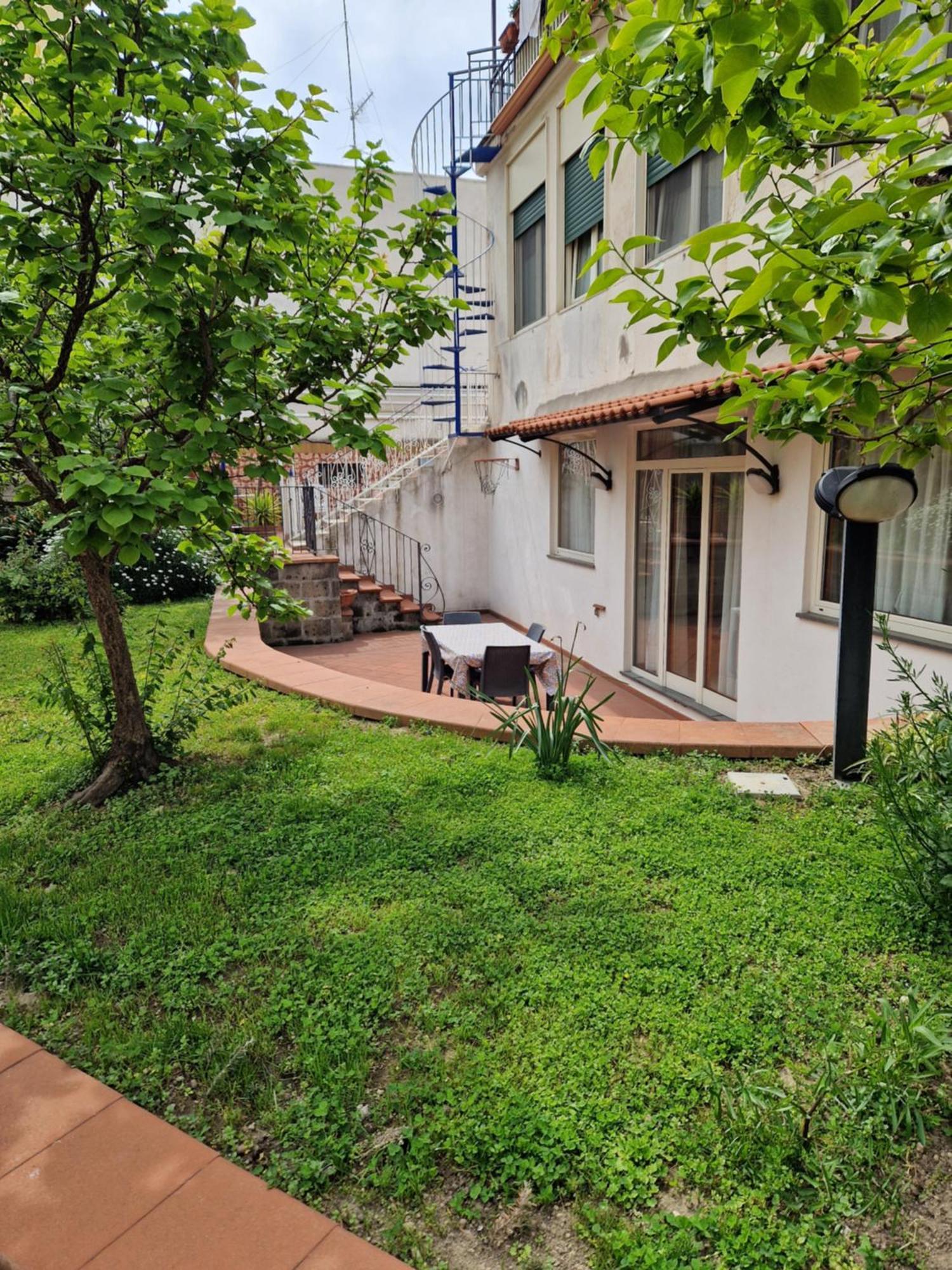 Appartement Il Giardino Dei Gigli à Meta Extérieur photo